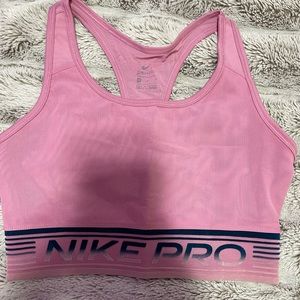 Nike Pro Sports Bra
